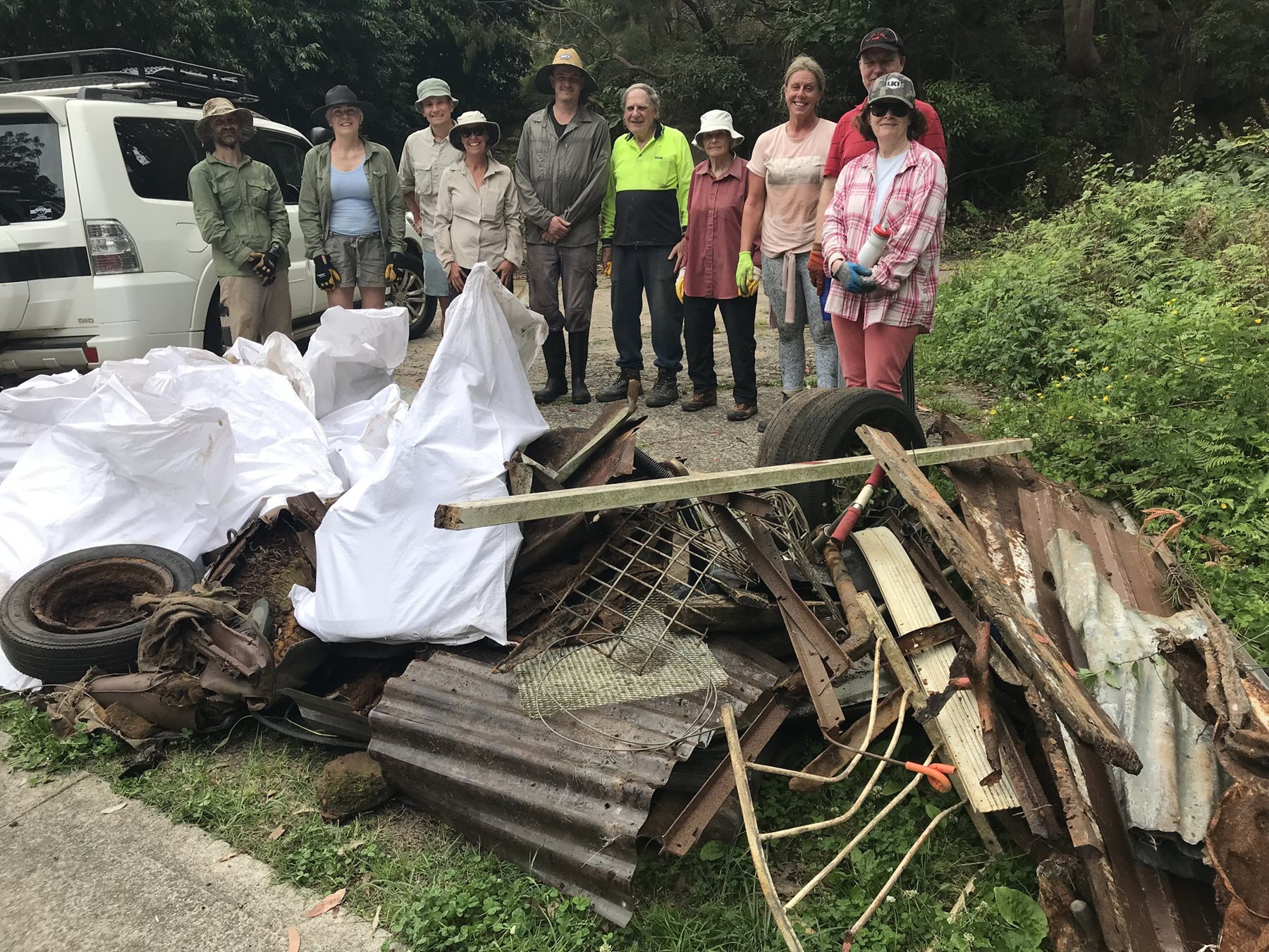 Helensburgh Landcare Team 03